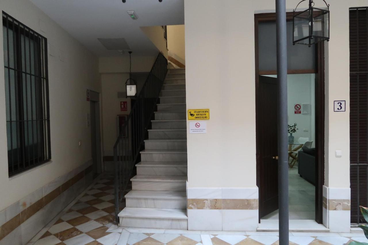 J & E Malaga Center Apartamentos Kültér fotó