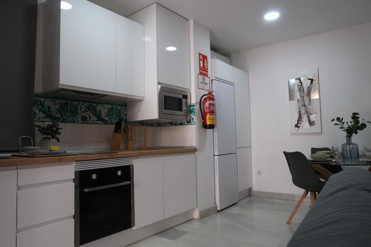 J & E Malaga Center Apartamentos Kültér fotó