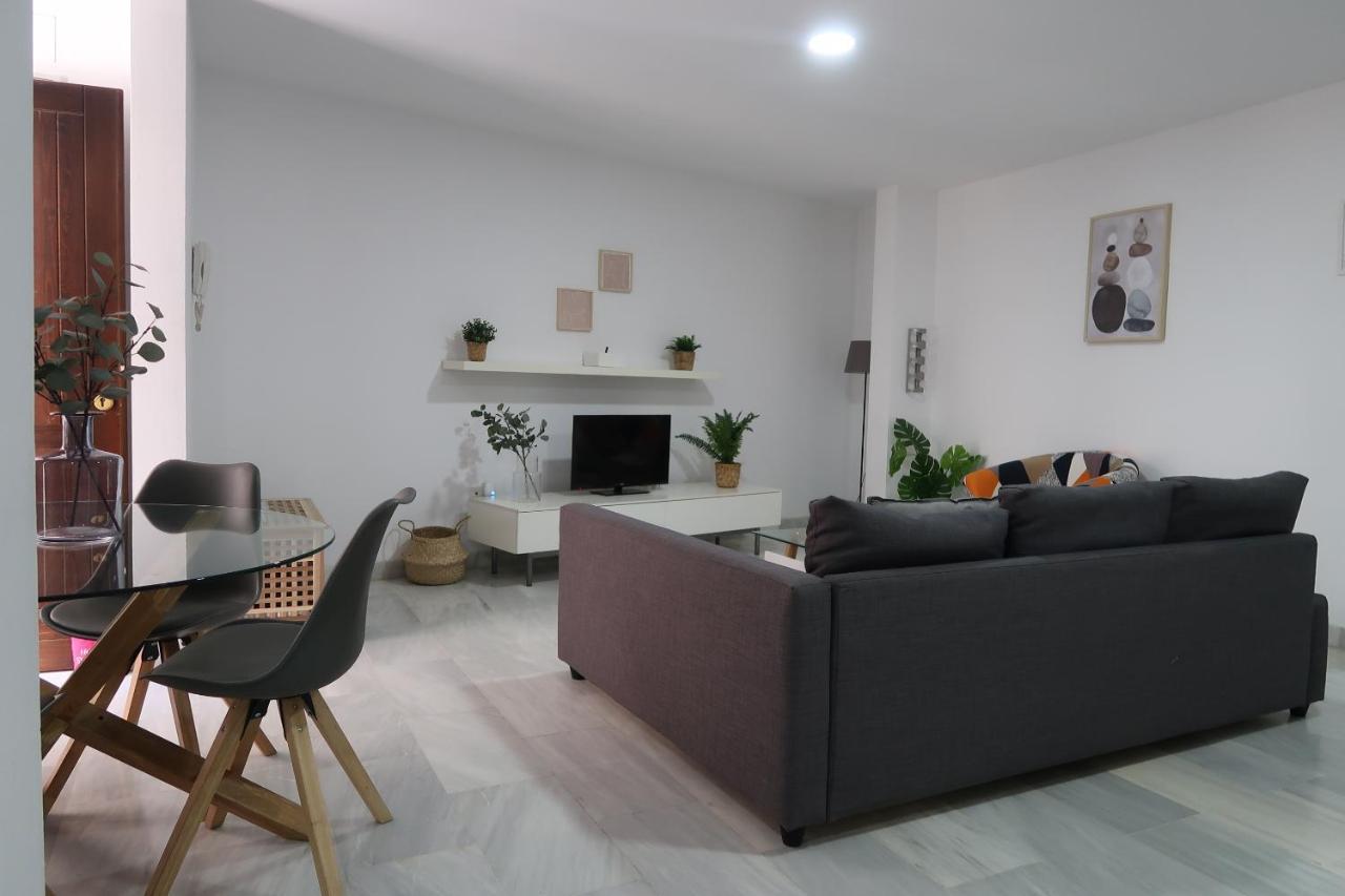 J & E Malaga Center Apartamentos Kültér fotó