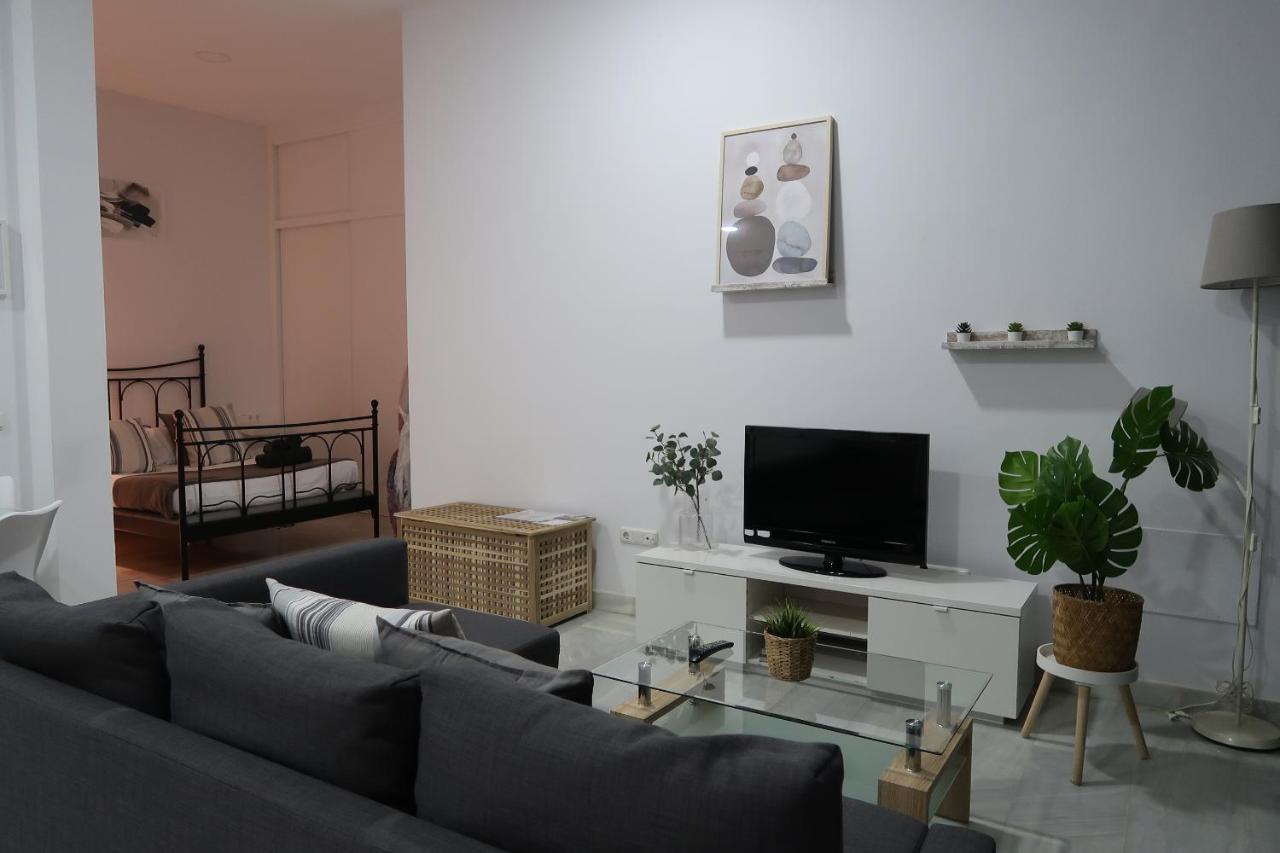 J & E Malaga Center Apartamentos Kültér fotó