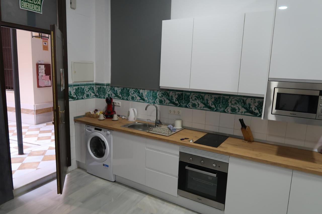 J & E Malaga Center Apartamentos Kültér fotó